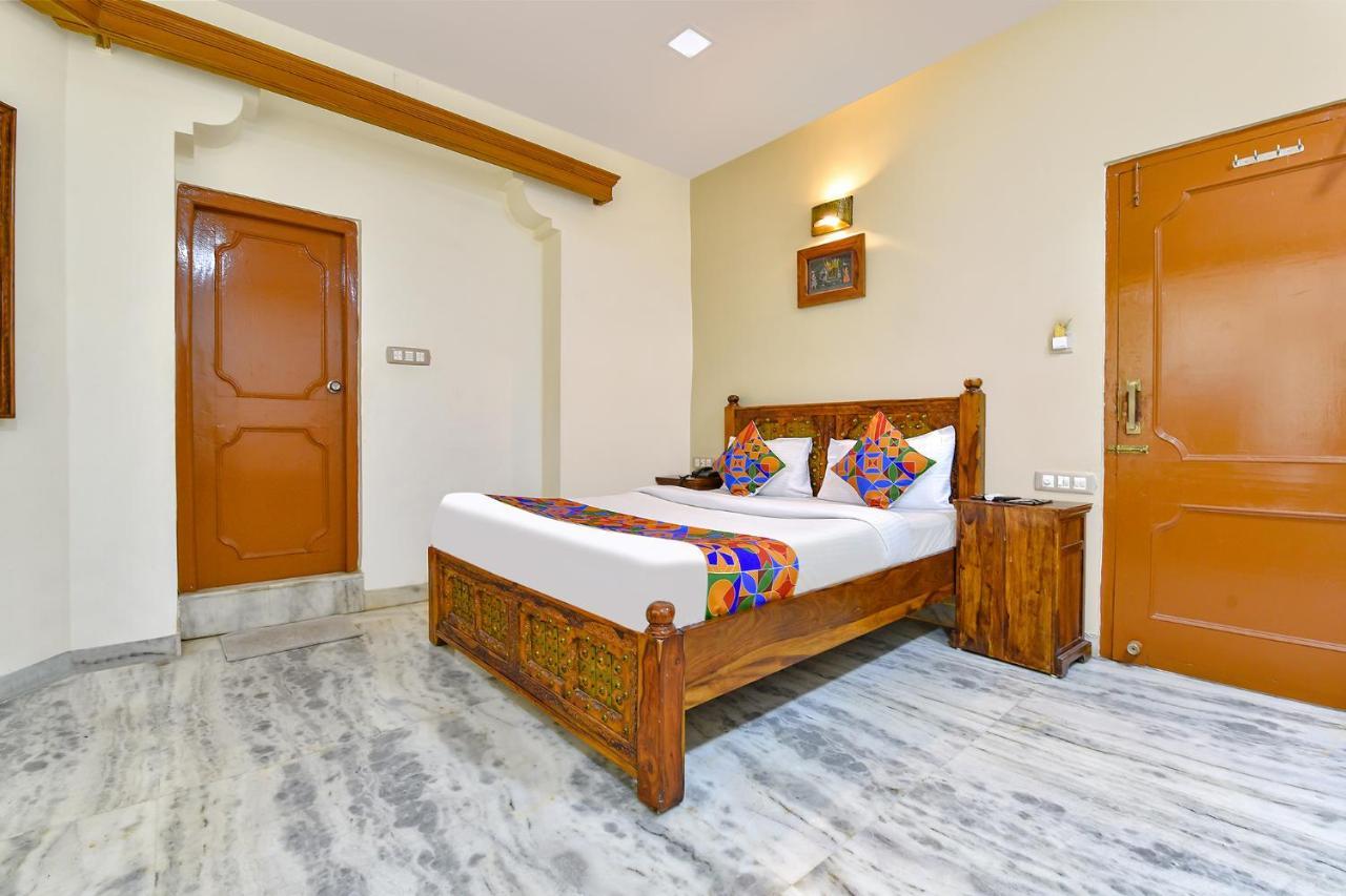 Fabhotel Prime Empire Palace Udaipur Exterior photo