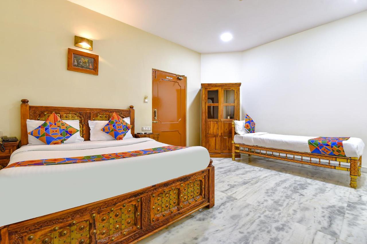 Fabhotel Prime Empire Palace Udaipur Exterior photo