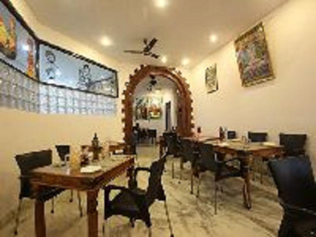 Fabhotel Prime Empire Palace Udaipur Exterior photo