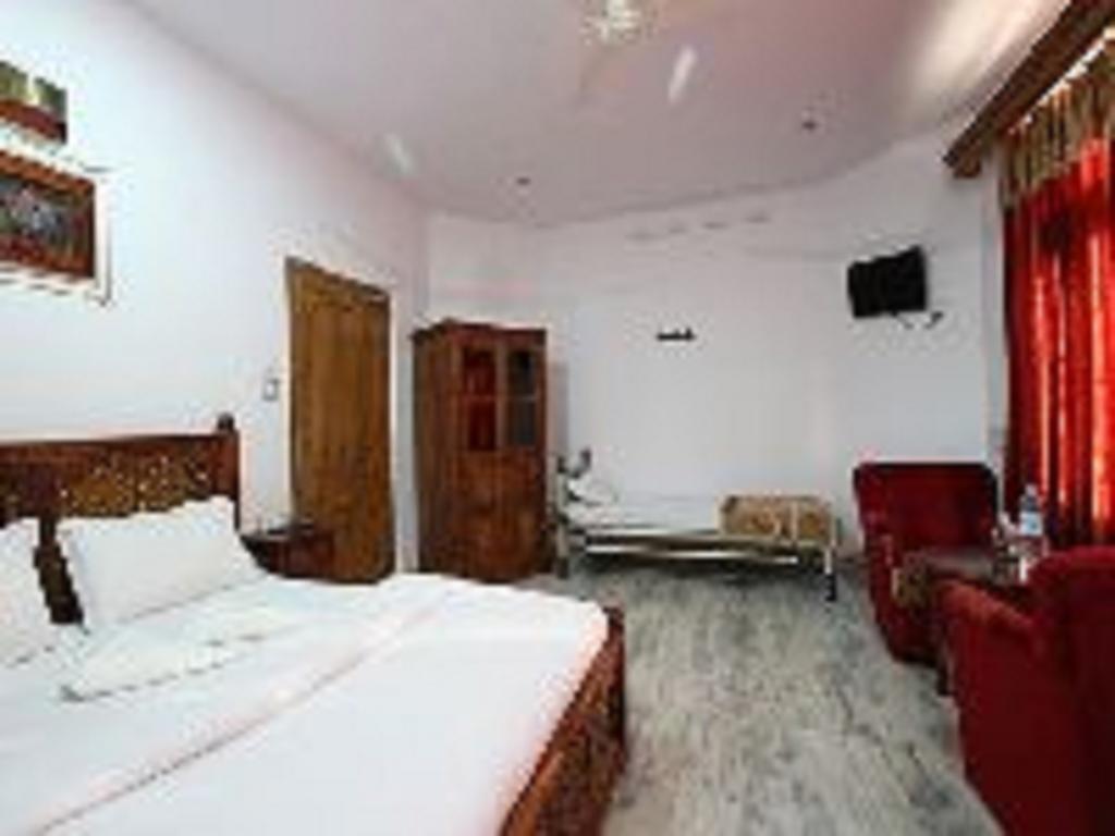 Fabhotel Prime Empire Palace Udaipur Room photo